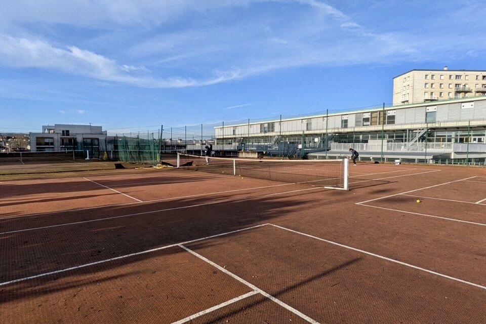 Dalle Védrines : 60% des courts de tennis supprimés, toujours aucune solution concrète